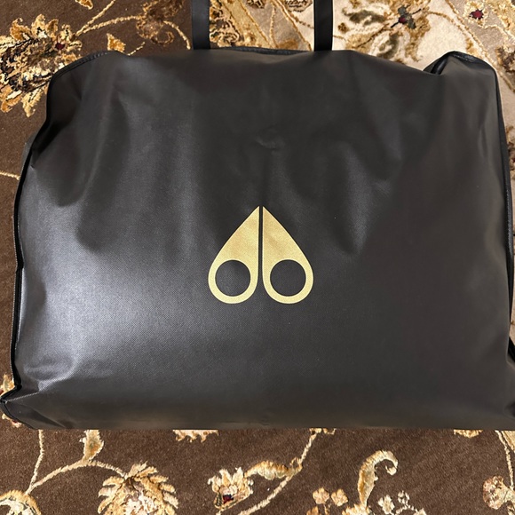 Brand New NAVY BLUE Moose Knuckles, Size: XL. - Picture 12 of 16